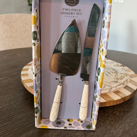 Two-Piece Ceramic Knife & Cake Cutter Set - Picture 1 of 4